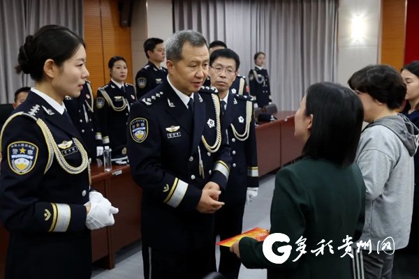 最新牺牲民警的纪念与致敬，如何学习与传承他们的技能与精神
